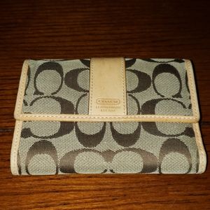 Coach wallet